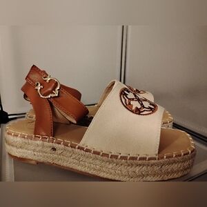 New Elegant Cream and Brown Women Espadrille Sandals Size 9